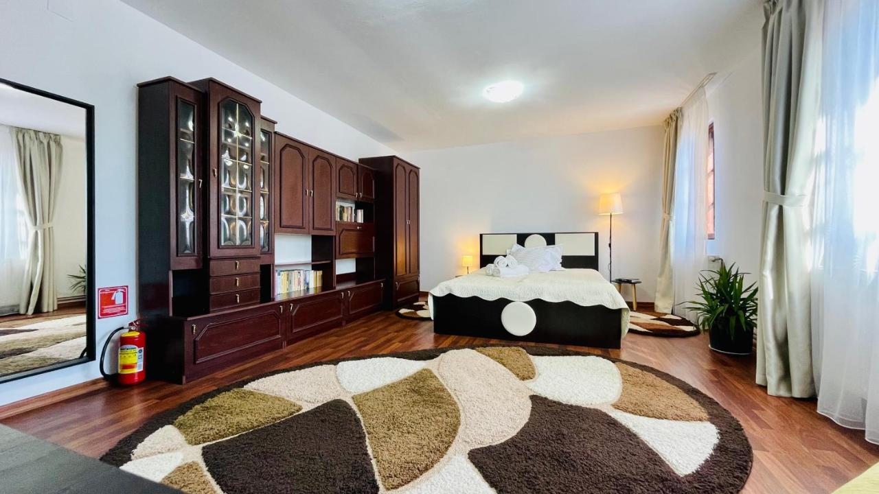 Leto House Lejlighed Târgu Jiu Eksteriør billede