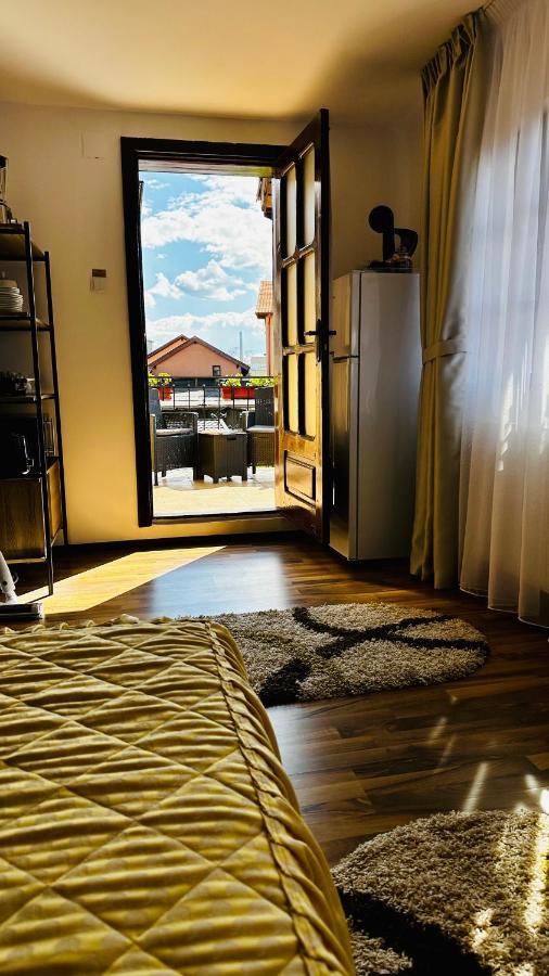 Leto House Lejlighed Târgu Jiu Eksteriør billede