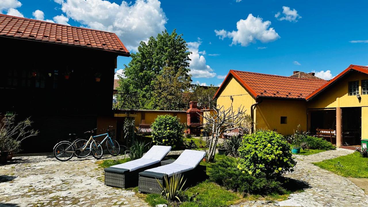 Leto House Lejlighed Târgu Jiu Eksteriør billede
